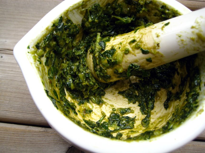[basilpesto.jpg]